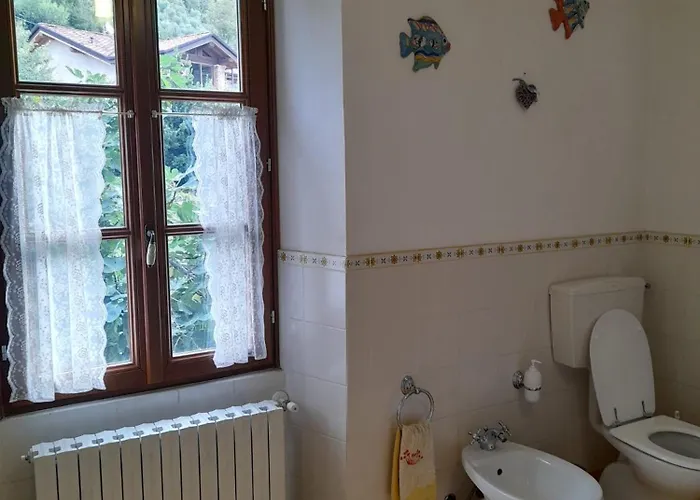 Ai Bonde Πανσιόν Ome