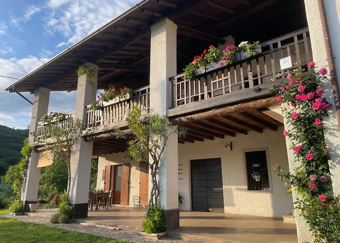 Ai Bonde Πανσιόν 3*